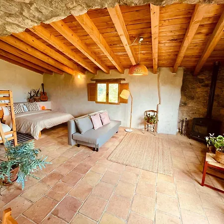 Hostal Mas Rural El Negre Ogassa